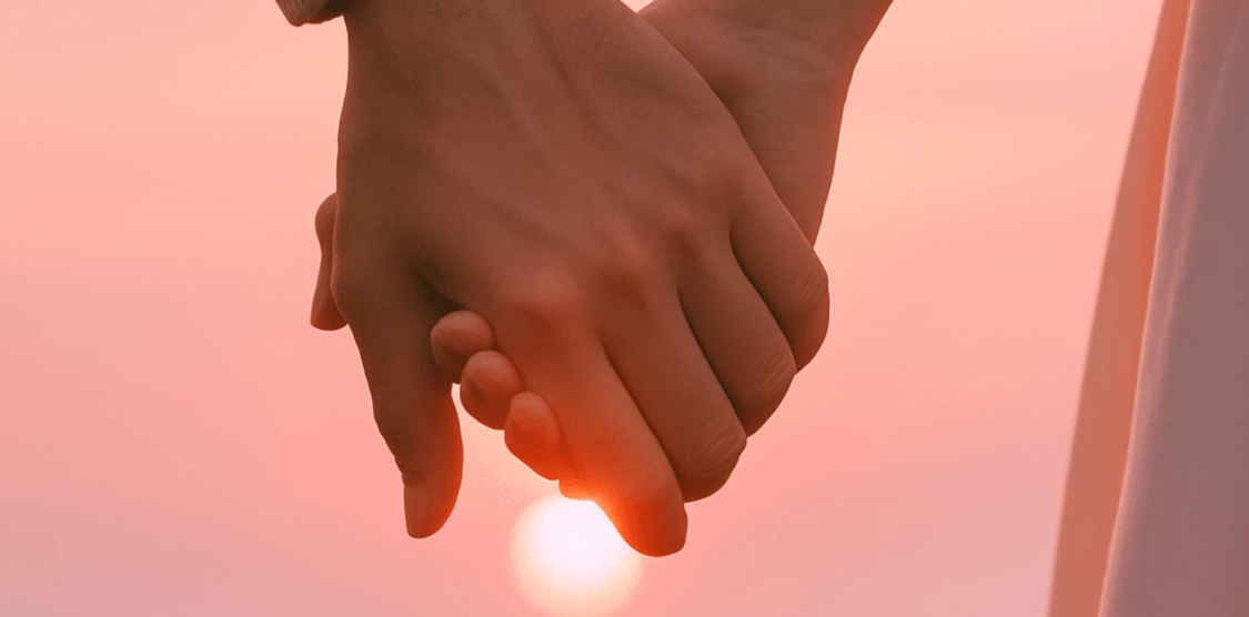 人間関係修復のコツは写真加工!おまじないで未来を引き寄せる